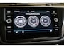 Volkswagen Tiguan 2.0 TSI 230pk 4Motion R-Line | DCC | Pano | Trekhaak | Camera | 100% (Dealer) onderhouden label