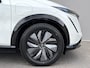 Nissan Ariya e-4ORCE Evolve 91 kWh 4WD / 306 PK / Leder / 1.500 kg Trekgewicht / Warmtepomp / 10 jaar Nissan More Garantie / Stoelverwarming voor en achter / Schuif-kantel dak / Stoelventilatie / Stuurverwarming / Rondomzicht camera / Elektrisch verstelbare stoelen met geheugen / Elektrische achterklep / Adaptieve cruise control / Apple Carplay/Android Auto /