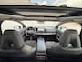 Nissan Ariya e-4ORCE Evolve 91 kWh 4WD / 306 PK / Leder / 1.500 kg Trekgewicht / Warmtepomp / 10 jaar Nissan More Garantie / Stoelverwarming voor en achter / Schuif-kantel dak / Stoelventilatie / Stuurverwarming / Rondomzicht camera / Elektrisch verstelbare stoelen met geheugen / Elektrische achterklep / Adaptieve cruise control / Apple Carplay/Android Auto /