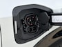 Nissan Ariya e-4ORCE Evolve 91 kWh 4WD / 306 PK / Leder / 1.500 kg Trekgewicht / Warmtepomp / 10 jaar Nissan More Garantie / Stoelverwarming voor en achter / Schuif-kantel dak / Stoelventilatie / Stuurverwarming / Rondomzicht camera / Elektrisch verstelbare stoelen met geheugen / Elektrische achterklep / Adaptieve cruise control / Apple Carplay/Android Auto /