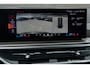 BMW X5 xDrive50e 490Pk X-Drive | M-Sport Pro | M Perfomance | Shadowline | Luchtvering | Panoramadak | 360° Camera | Harman-Kardon | Head Up Display | Trekhaak | 22''