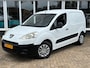 Peugeot Partner 120 1.6 e-HDI L1 XT Profit + | 3 Zitplaatsen | Trekhaak | Airco | APK 27-08-2026