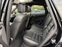 Porsche Macan 2.0 / Trekhaak / Panoramadak / Camera / Adaptieve Stoelen / Luchtvering / 21'' / Bose / Sportchrono / CarPlay / Dodehoek / DAB / ACC