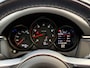 Porsche Macan 2.0 / Trekhaak / Panoramadak / Camera / Adaptieve Stoelen / Luchtvering / 21'' / Bose / Sportchrono / CarPlay / Dodehoek / DAB / ACC