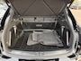Porsche Macan 2.0 / Trekhaak / Panoramadak / Camera / Adaptieve Stoelen / Luchtvering / 21'' / Bose / Sportchrono / CarPlay / Dodehoek / DAB / ACC
