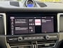 Porsche Macan 2.0 / Trekhaak / Panoramadak / Camera / Adaptieve Stoelen / Luchtvering / 21'' / Bose / Sportchrono / CarPlay / Dodehoek / DAB / ACC