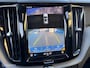 Volvo XC60 2.0 T6 Plug-in hybrid AWD 350 PK Plus Dark Trekhaak / Open Dak / Vol leder