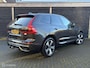 Volvo XC60 2.0 T6 Plug-in hybrid AWD 350 PK Plus Dark Trekhaak / Open Dak / Vol leder
