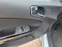 Opel Corsa 1.4-16V Cosmo,volautomaat,pdc