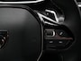 Peugeot 2008 1.2 Hybrid GT 136pk | Trekhaak | Adaptieve Cruise Control | Drive Assist Plus | 18" Lichtmetalen velgen |