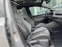 Volkswagen Golf Variant 1.5 eTSI R-Line In/Exterieur | Panorama | Full LED | IQ. Drive | CarPlay | Stuur-Stoelverwarming | Adaptive Cruise | Climate | Navigatie | Trekhaak | Sfeerverlichting