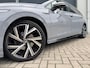 Volkswagen Golf Variant 1.5 eTSI R-Line In/Exterieur | Panorama | Full LED | IQ. Drive | CarPlay | Stuur-Stoelverwarming | Adaptive Cruise | Climate | Navigatie | Trekhaak | Sfeerverlichting