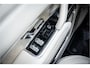 Land Rover Range Rover 4.4 P615 LWB SV ** Tailgate Event Suite ** Business Class Comfo ** Gloss White Ceramic