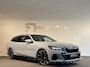 BMW 5-Serie Touring 520i M Pano|H/K|BlindSpot|Maxton|Trekhaak|Sfeer|Camera