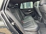 BMW 3-Serie Touring 320e High Executive M Pakket | Panorama | Leder | Full LED | Digital Cockpit | CarPlay | Navigatie | Climate | Trekhaak
