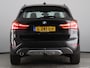 BMW X1 sDrive18i High Executive (Afn. Trekhaak / Carplay / Camera / Cruise / Navi / Stoelverw.)