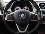 BMW X1 sDrive18i High Executive (Afn. Trekhaak / Carplay / Camera / Cruise / Navi / Stoelverw.)