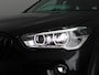 BMW X1 sDrive18i High Executive (Afn. Trekhaak / Carplay / Camera / Cruise / Navi / Stoelverw.)