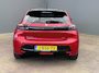 Peugeot e-208 EV GT 350 50 kWh Panorama Dak | Leder/Alcantara | Stoelverwarming | Parkeersensoren Rondom | Camera | Navigatie | Achteruitrijcamera | Airco (automatisch) | Cruise control adaptief met Stop&Go en stuurhulp