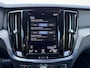 Volvo S60 2.0 B4 R-Design | Pilot Assist | Memory | Stoelverwarming | Stuurverwarming | BLIS