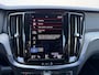 Volvo S60 2.0 B4 R-Design | Pilot Assist | Memory | Stoelverwarming | Stuurverwarming | BLIS