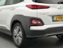 Hyundai Kona Electric EV Fashion 64 kWh 204PK | SoH 96% | Trekhaak | Head-up display | Achteruitrijcamera |