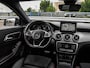Mercedes-Benz CLA 180 Business Solution AMG Night Upgrade | Panoramadak | Camera | Apple CarPlay/Android Auto | LED | Navigatie| Stoelverwarming | 18"