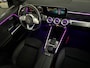 Mercedes-Benz GLB 200 AMG Pano|Carbon|Dodehoek|Stoelverwarming|Sfeer|Camera