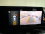 Mercedes-Benz GLB 200 AMG Pano|Carbon|Dodehoek|Stoelverwarming|Sfeer|Camera