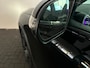 Mercedes-Benz GLB 200 AMG Pano|Carbon|Dodehoek|Stoelverwarming|Sfeer|Camera