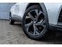 Renault Arkana 1.6 E-Tech hybrid 145 E-Tech engineered | Trekhaak | Panoramadak | Achteruitrijcamera | Parkeersensoren | Keyless Entry | Elektrisch Verstelbare Voorstoelen | Stoelverwarming | Cruise Control Adaptief | Dodehoekdetectie | Navigatie | Apple Carplay | Android Auto