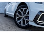 Volkswagen Passat Variant 1.4 TSI PHEV GTE Business | Plug-in Hybrid (PHEV) | Panoramadak | Trekhaak | Head-up Display | Dodehoekdetectie | Navigatie | Apple Carplay | Android Auto | Elektrische Achterklep | Keyless Entry | Achteruitrijcamera | Stoelverwarming voor en achter