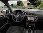 Volkswagen Tiguan 2.0 TDI 150 PK DSG 4Motion Highline | Virtual Cockpit | Trekhaak 2.500 kg | ACC | LED | Navigatie | Apple CarPlay/Android Auto | Sfeerverlichting | 19"