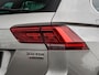 Volkswagen Tiguan 2.0 TDI 150 PK DSG 4Motion Highline | Virtual Cockpit | Trekhaak 2.500 kg | ACC | LED | Navigatie | Apple CarPlay/Android Auto | Sfeerverlichting | 19"