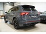 Volkswagen Tiguan 1.5 TSI R-Line * Trekhaak - Pano - Camera - Black Style - ACC - Blind Spot - 20" - IQ Light - Head Up *