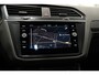 Volkswagen Tiguan 1.5 TSI R-Line * Trekhaak - Pano - Camera - Black Style - ACC - Blind Spot - 20" - IQ Light - Head Up *