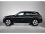 Mercedes-Benz GLC 300 e 4MATIC Plug-In Hybride | Trekhaak | Dode Hoek Ass | Memory | Sfeerverlichting | Stuur en Stoelverwarming | CarPlay | Inclusief 24 maanden Mercedes-Benz Certified garantie voor Europa.