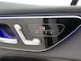Mercedes-Benz GLC 300 e 4MATIC Plug-In Hybride | Trekhaak | Dode Hoek Ass | Memory | Sfeerverlichting | Stuur en Stoelverwarming | CarPlay | Inclusief 24 maanden Mercedes-Benz Certified garantie voor Europa.