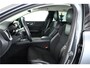 Volvo V60 Cross Country 2.0 B5 AWD Pro Navi / Pilot Assist / Half Leder / Camera / Trekhaak