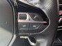 Peugeot 208 GT Pack 1.2 Turbo 100pk | ALCANTARA | DODEHOEKBEW. | STOELVERW. | CAMERA | NAVI | ADAPTIVE CRUISE | CLIMA | LM-VELGEN | DAB+ |