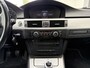 BMW 3-Serie Touring 318i Business Line 6-Bak 145 PK. Leuke inruilauto met nieuwe APK !!!