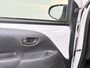 Citroën C1 5-deurs Feel 72pk | Airco | Radio met Bluetooth | Lederen stuurwiel | Snelheidsbegrenzer | LED dagrijverlichting | Getinte ramen | In hoogte verstelbare bestuurdersstoel
