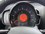 Citroën C1 5-deurs Feel 72pk | Airco | Radio met Bluetooth | Lederen stuurwiel | Snelheidsbegrenzer | LED dagrijverlichting | Getinte ramen | In hoogte verstelbare bestuurdersstoel