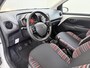Citroën C1 5-deurs Feel 72pk | Airco | Radio met Bluetooth | Lederen stuurwiel | Snelheidsbegrenzer | LED dagrijverlichting | Getinte ramen | In hoogte verstelbare bestuurdersstoel