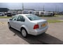 Volkswagen Bora 1.6 Trendline AUTOMAAT