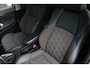 Toyota Yaris Cross 1.5 Hybrid Executive | BLIS | Keyless | Camera | Stuur/Stoelverwarming | 18” | Navi | Sensoren | CarPlay