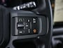 Land Rover Defender 110 2.0 P400e 110 X-Dynamic HSE | Panoramadak | NL-Auto | Dealeronderhouden | Meridian Sound | HUD | 360 Camera | Luchtvering | Stoelverwarming + Ventilatie | Memory Seats | Trekhaak | Koelbox | Ambiance Interieur |