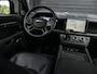 Land Rover Defender 110 2.0 P400e 110 X-Dynamic HSE | Panoramadak | NL-Auto | Dealeronderhouden | Meridian Sound | HUD | 360 Camera | Luchtvering | Stoelverwarming + Ventilatie | Memory Seats | Trekhaak | Koelbox | Ambiance Interieur |