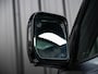 Land Rover Defender 110 2.0 P400e 110 X-Dynamic HSE | Panoramadak | NL-Auto | Dealeronderhouden | Meridian Sound | HUD | 360 Camera | Luchtvering | Stoelverwarming + Ventilatie | Memory Seats | Trekhaak | Koelbox | Ambiance Interieur |