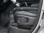 Land Rover Defender 110 2.0 P400e 110 X-Dynamic HSE | Panoramadak | NL-Auto | Dealeronderhouden | Meridian Sound | HUD | 360 Camera | Luchtvering | Stoelverwarming + Ventilatie | Memory Seats | Trekhaak | Koelbox | Ambiance Interieur |